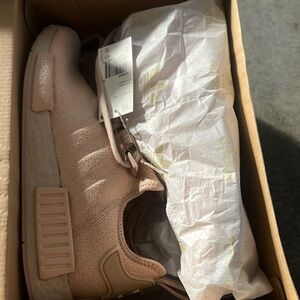 Women’s Adidas NMD_R1 W - Nude